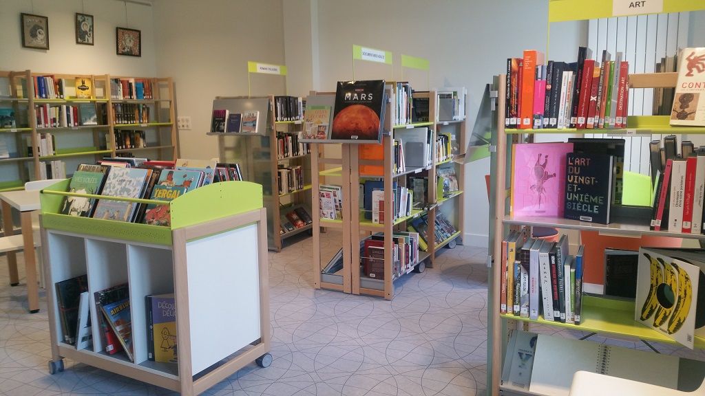 Intérieur d'une bibliothèque