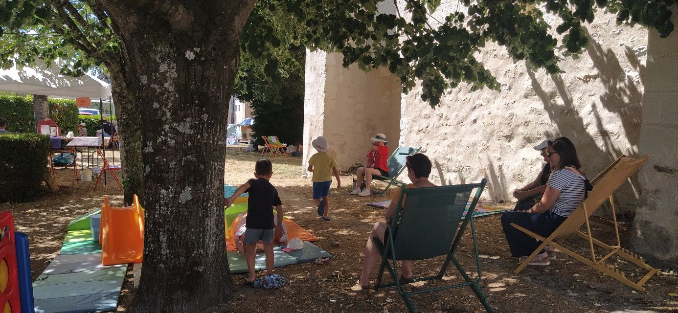 Partir en livre